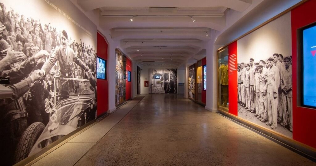 Lucha contra la discriminación y el antisemitismo: el museo del Holocausto firmó un acuerdo con el poder judicial