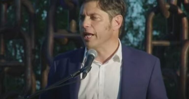 Axel Kicillof amenaza con llevar a la Justicia por la Hidrovía: "Milei no puede privatizarla"