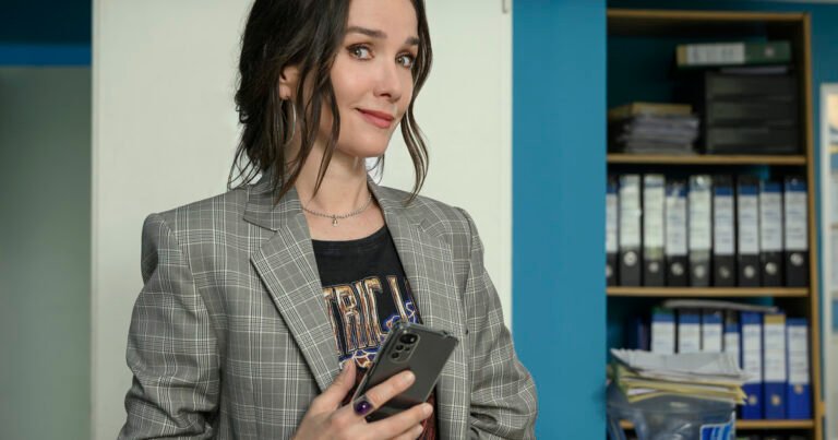 Natalia Oreiro pasó de ser hija rebelde a mamá canchera en Netflix