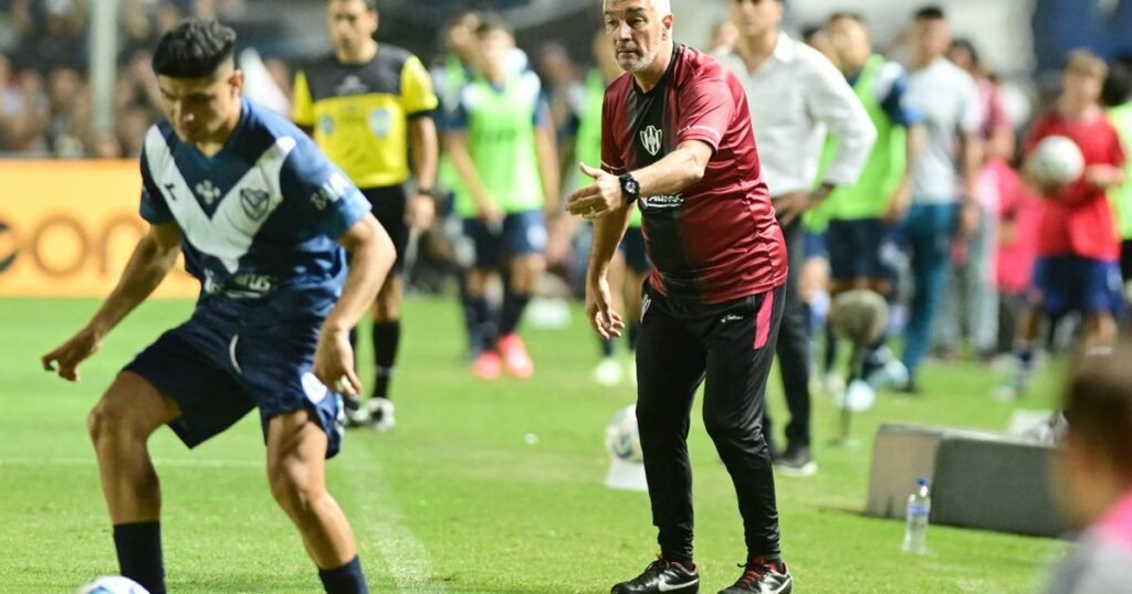 Omar De Felippe, el DT que renació a Central Córdoba de Santiago del Estero: el fútbol le salvó la vida y ahora es campeón de la Copa Argentina 2024