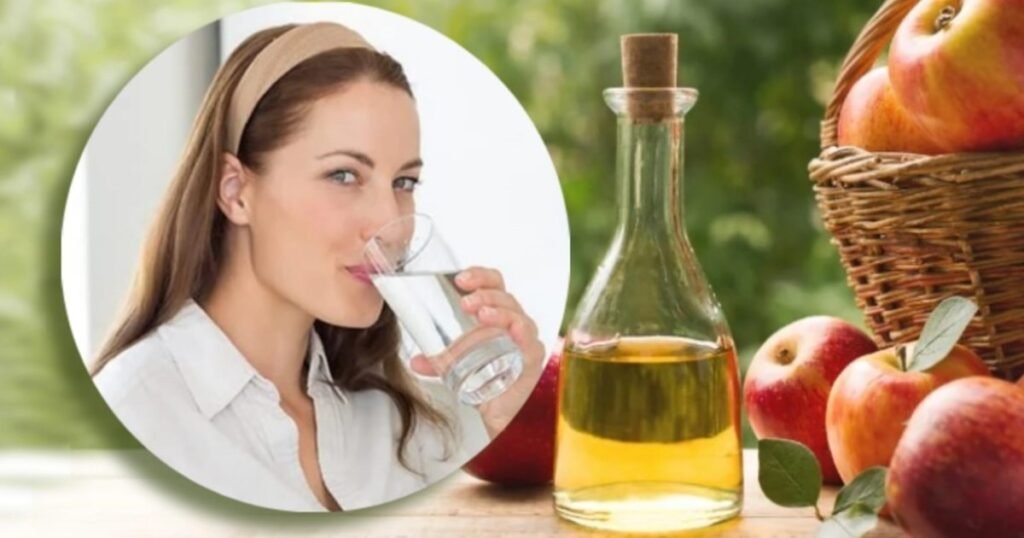 Cuáles son los beneficios de tomar agua caliente con vinagre de manzana en ayunas