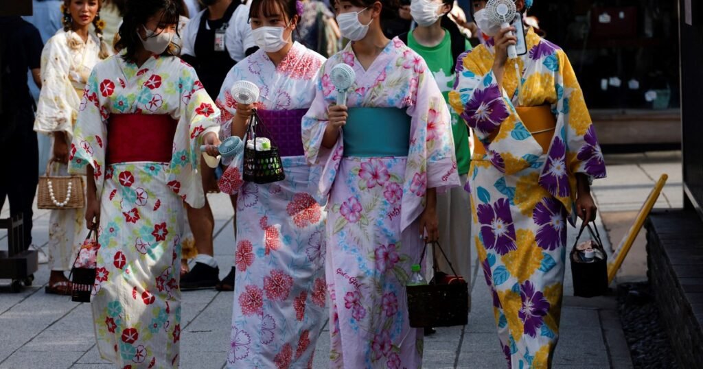 Yasunari Kawabata cronista: un viaje a una Asakusa bohemia, violenta y sensual de 1920