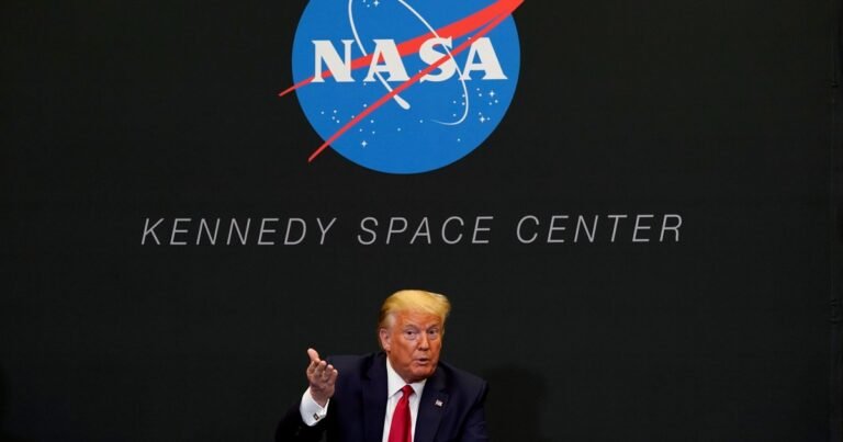 Para cumplir con el recorte de Donald Trump, la NASA echó a su científica jefe y anticipó más despidos