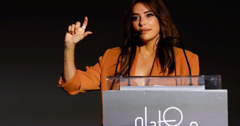 Premios Platino 2025: Eva Longoria entre el feminismo y la femineidad, desigualdad en Hollywood y por qué compró el club mexicano Necaxa