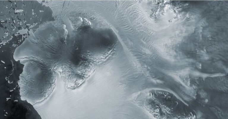 El extraño caso de Kohler East: el glaciar  "pirata" que roba hielo a un glaciar vecino