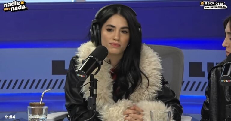 Lali donó siete de sus vestidos icónicos a la Casa del Teatro para ayudar a artistas jubilados