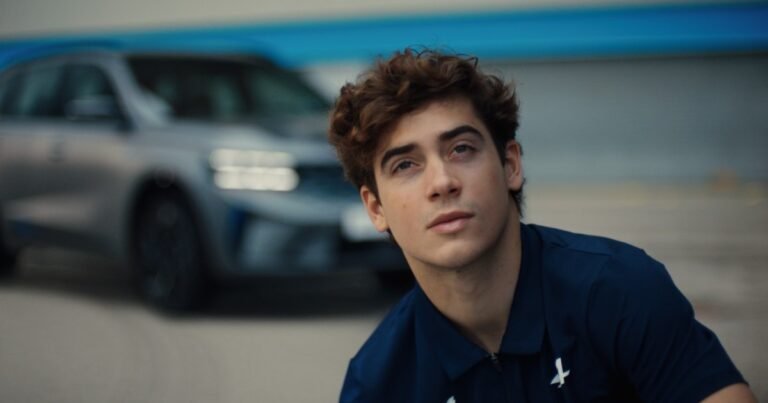 Fiebre por Franco Colapinto: el argentino protagoniza otra publicidad tope de gama antes de concretar su regreso a la Fórmula 1 de la mano de Alpine
