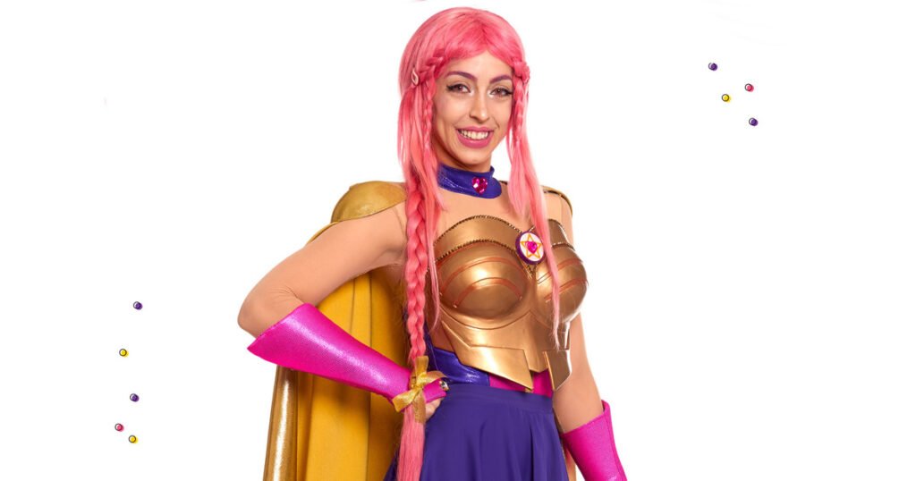 De militar a superheroína: la historia de Luli Pampín, la artista mendocina que emigró a España a los 12 y hoy es furor entre los más chicos
