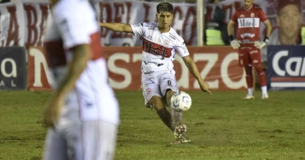 El futbolista Nahuel Zárate, condenado por doble homicidio tras chocar a 190 km/h en la General Paz: el club Morón lo desvinculó