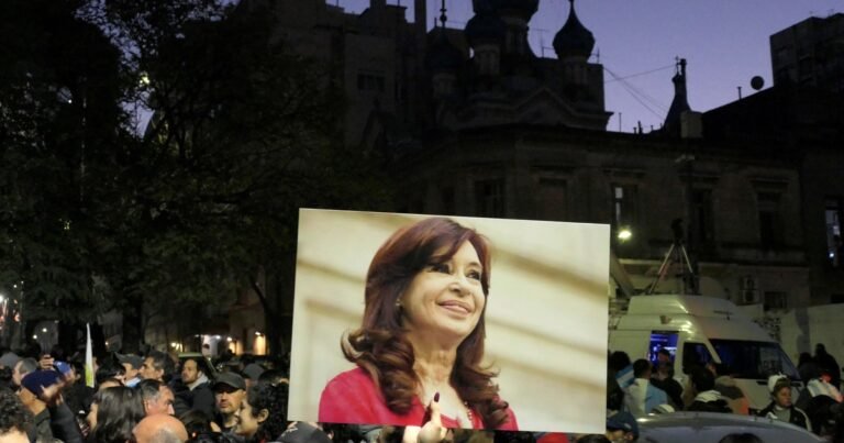 ¿Fue el partido despedida de Cristina o la van a llamar para que vuelva como Maradona?