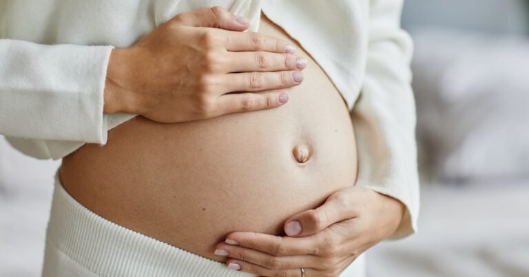 Alerta de pediatras por un problema en los embarazos que causa enfermedades y hasta muerte súbita en bebés