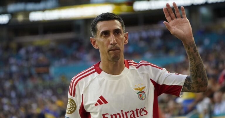 Di María tras el 2-2 de Benfica con Boca: se quejó por las patadas, aceptó que "no lo pudimos manejar" y agradeció a los hinchas argentinos