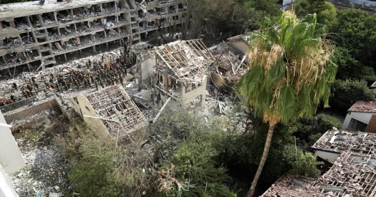 Irán lanzó dos oleadas de ataques contra Israel tras bombardeos de Estados Unidos: hay al menos 16 heridos