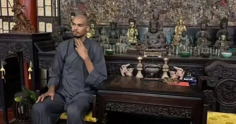 Victor Wembanyama fue a un templo Shaolin en China: se rapó, se calzó la túnica y pasó diez días meditando con los monjes