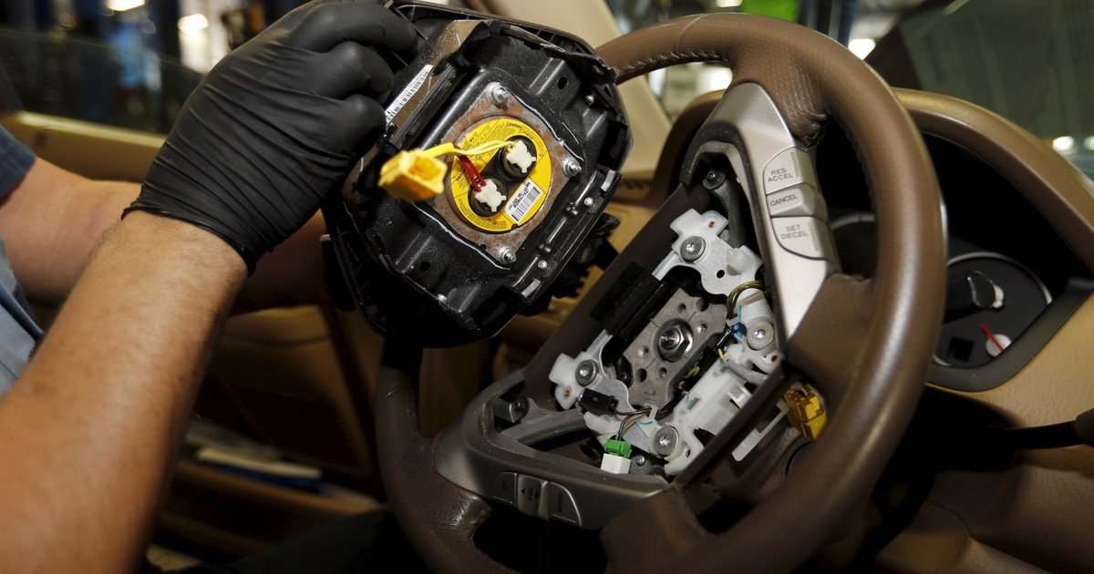 "Inmovilización inmediata": una muerte por un airbag defectuoso enciende las alarmas en Francia y piden no manejar dos modelos