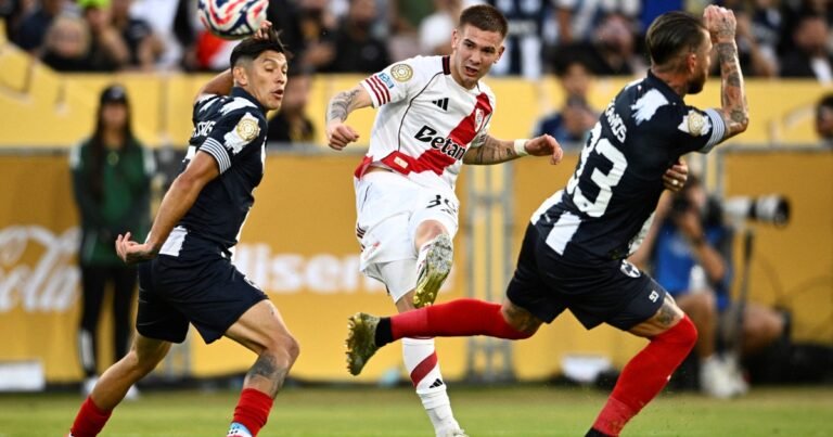 River hizo todo para ganarle a Monterrey pero transformó a Andrada en figura y el miércoles sabrá si sigue o no en el Mundial de Clubes