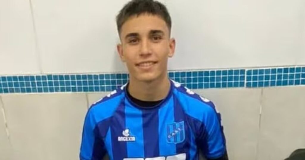 El desgarrador relato del padre del futbolista de San Telmo que murió durante una operación de rodilla: "La vida ya no tiene sentido para mí"