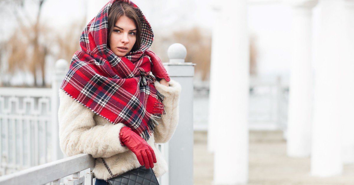 Se despide la bufanda este invierno: la nueva prenda para abrigar el cuello que es tendencia en Europa y ahora llegó a Argentina