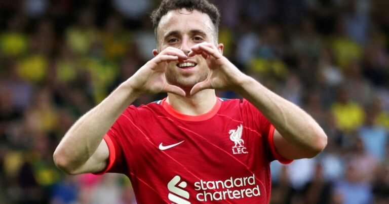 Según medios portugueses, a Diogo Jota le habían sugerido no viajar en avión por un problema de salud