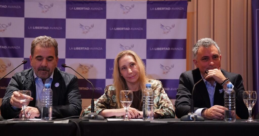 Todo violeta: la trastienda del acto en el que el PRO reconoció su rol de partenaire en la alianza con La Libertad Avanza