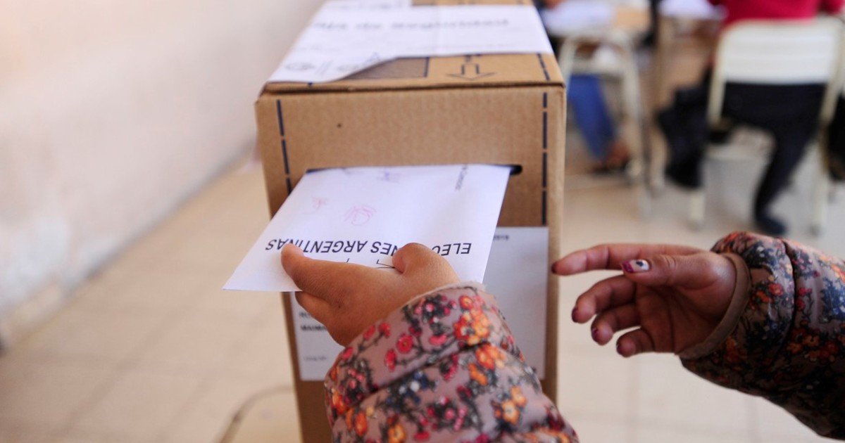 Elecciones 2025 en Argentina, EN VIVO: a menos de 48 horas para el cierre de listas legislativas, sigue la danza de nombres en LLA y el peronismo