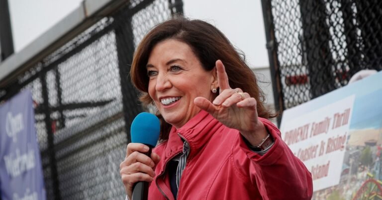 Quién se postulará contra Kathy Hochul en 2026: candidatos en la carrera electoral en Nueva York