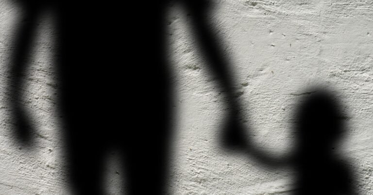 Trabajador de una guardería acusado de pedofilia: encontraron más de medio millón de archivos con material de abuso infantil