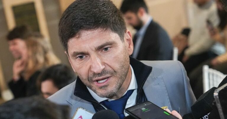 Santa Fe aprobó la reforma de la Constitución: habilitan la reelección del gobernador y Pullaro podrá ir por otro mandato