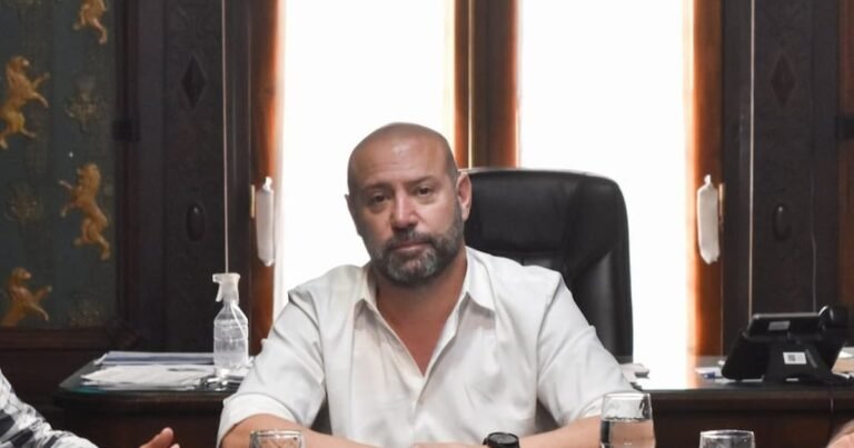 Se enfría la causa por los audios de Spagnuolo: pese a una pericia, no pueden recuperar datos del teléfono del ex funcionario