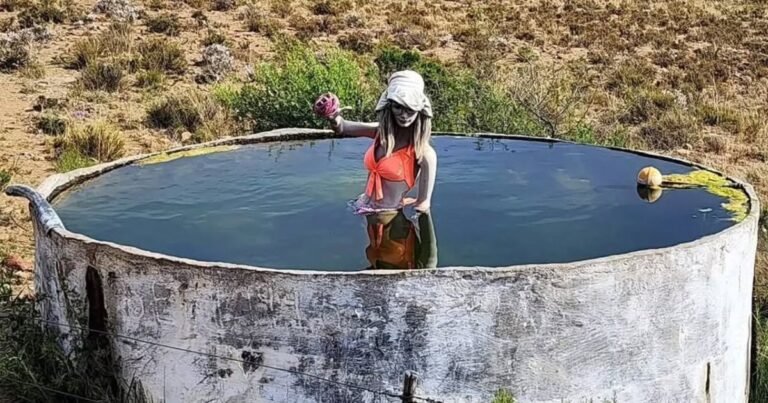 Misterio por la desaparición de una obra de arte en un pueblo: "No es un maniquí cualquiera"