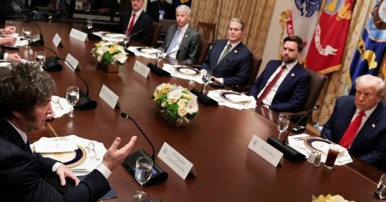 Javier Milei y sus medidas, EN VIVO: el Gobierno celebra el acuerdo comercial con EE.UU. mientras espera la firma del vínculo y los próximos anuncios de Trump