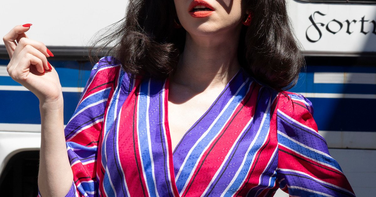 Las primeras imágenes de Sofía Gala Castiglione haciendo de Moria Casán para la serie de Netflix