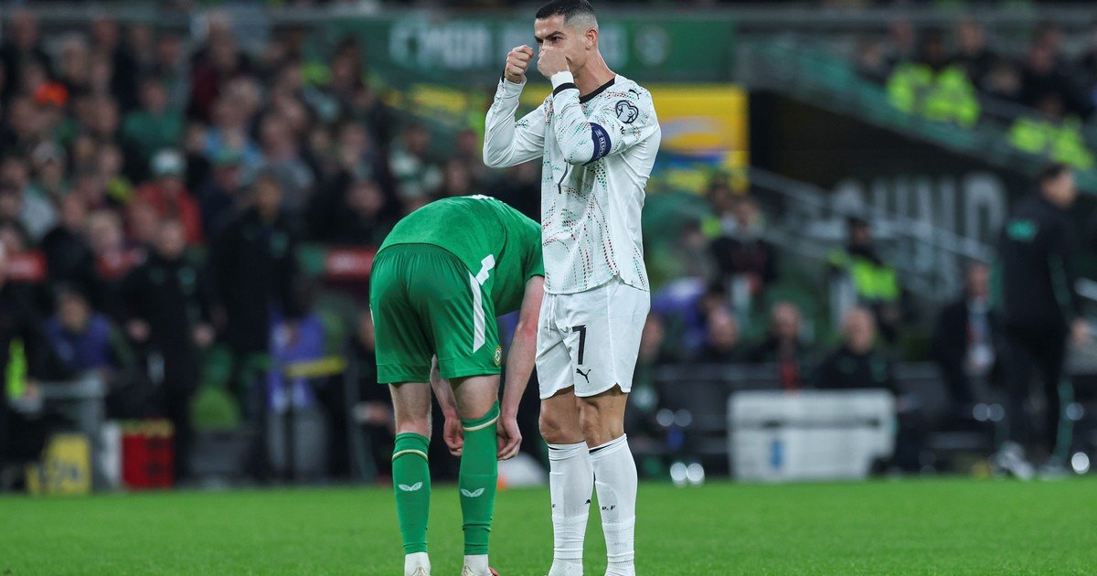 Feroces críticas a Cristiano Ronaldo por su expulsión ante Irlanda: "una conducta lamentable" y "debería avergonzarse"
