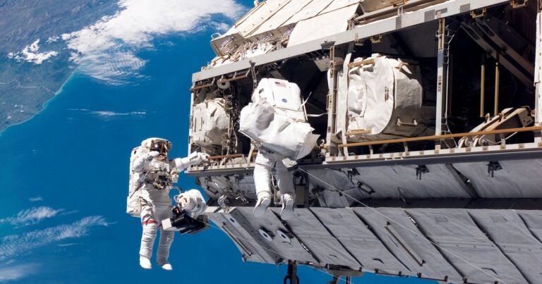 ¿Paquetes al espacio?: Viajar en cohete y dormir en una estación espacial privada, ida y vuelta por 100 millones de dólares