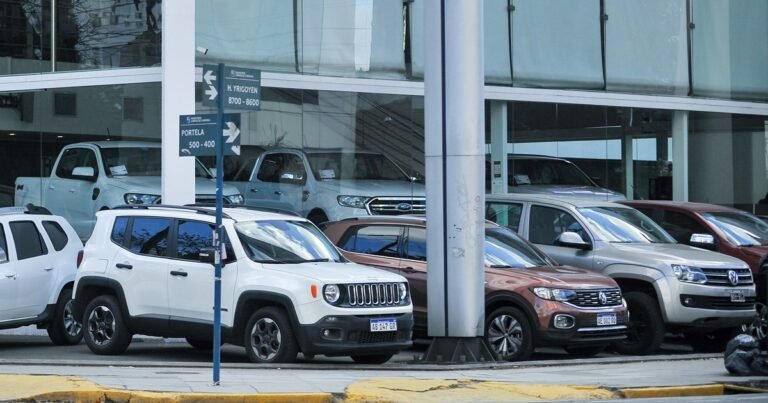Pequeño retroceso para la venta de autos usados: cuáles fueron los 10 modelos más buscados de octubre