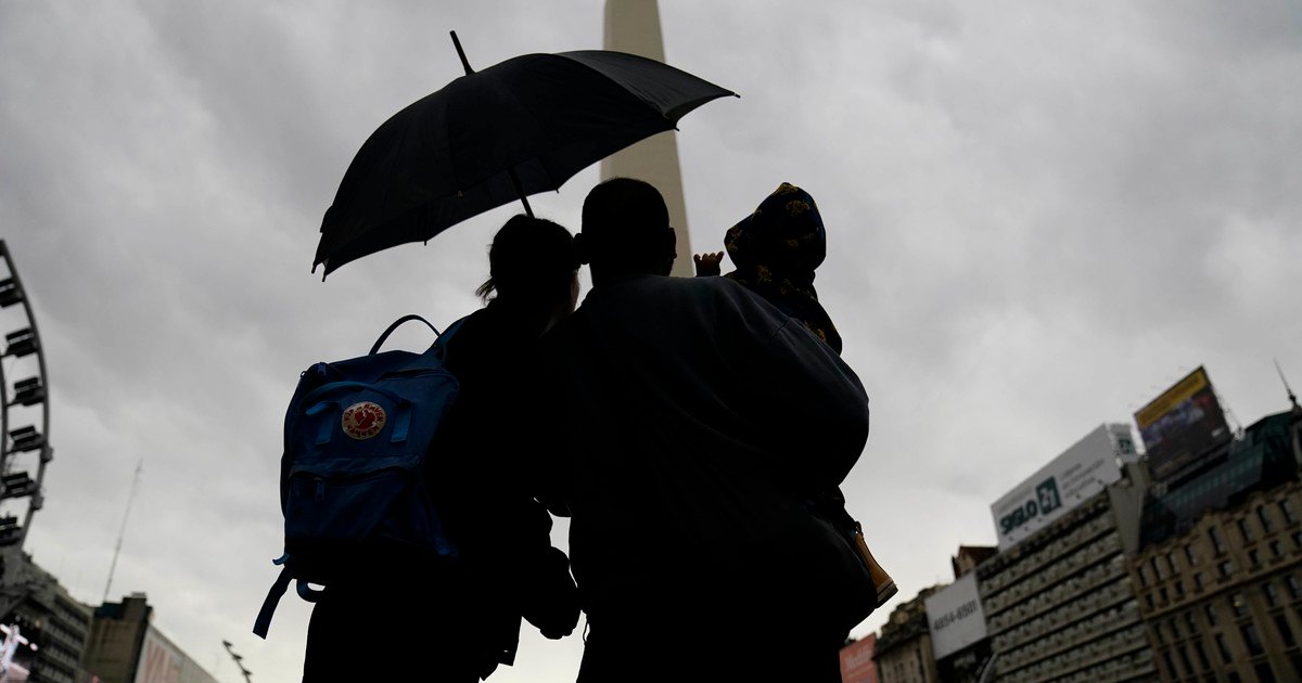 Rige una alerta amarilla por tormentas en el AMBA: el tiempo para el domingo y cuándo llegarían las lluvias