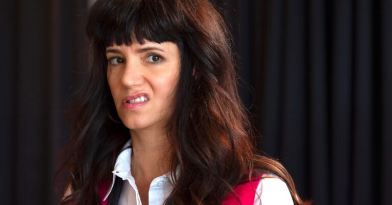 Envidiosa nos pone frente al espejo: quien diga que no siente envidia, miente