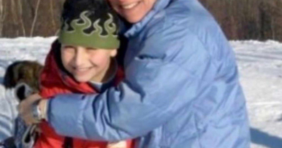 Se hizo famoso subiendo videos en su cobertizo de Vermont y firmó con una disquera en 24 horas