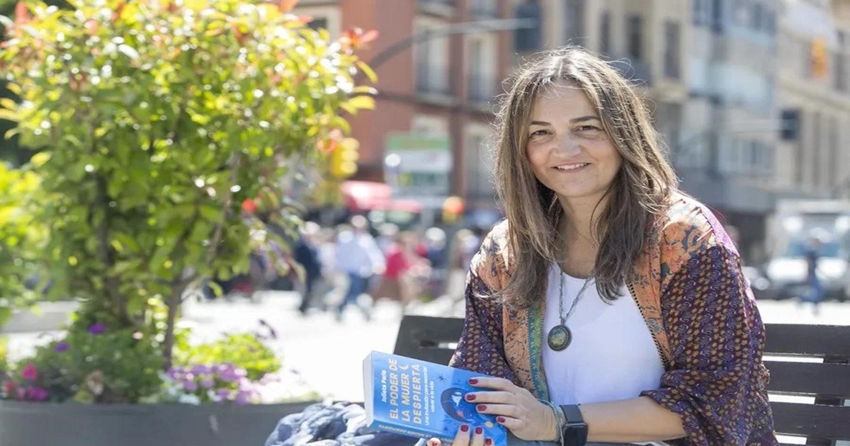 Julieta París, psicóloga y antropóloga: “La clave es no confundir una vida llena con una vida plena”