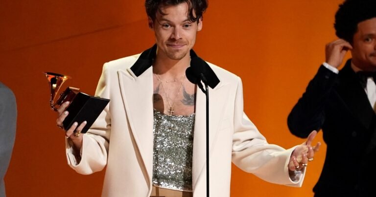 Harry Styles rompió su silencio y sorprendió a sus fans con un enigmático mensaje sorpresa