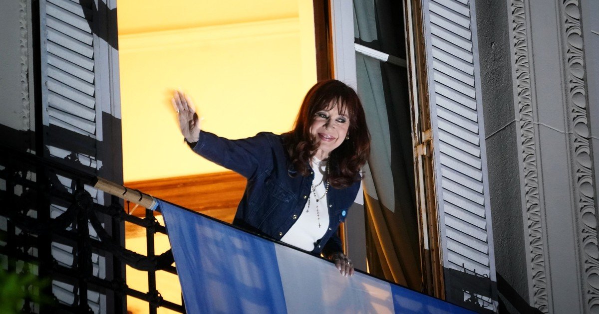 Nuevo parte médico de Cristina Kirchner: ¿qué es un íleo posoperatorio, el cuadro que presentó la ex vicepresidenta?