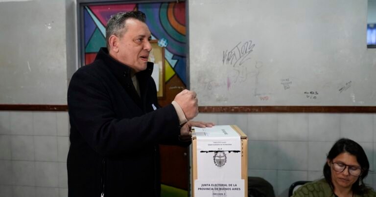 Está a un paso de archivarse la denuncia de Kicillof contra un grupo de policias por un supuesto "complot" con un candidato opositor