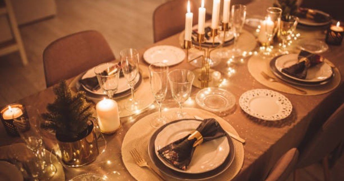 Cómo decorar la mesa para recibir el Año Nuevo 2026
