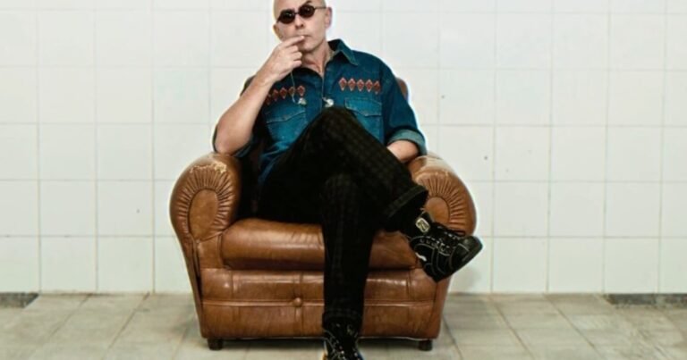 La lacónica reacción del Indio Solari tras saber que le otorgaron el doctorado Honoris Causa de la UBA