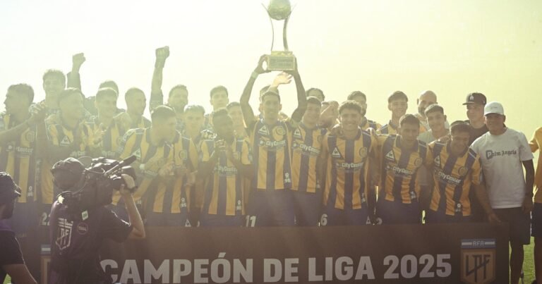 Empieza el Torneo Apertura 2026: mismo formato, calendario ultra comprimido y una tendencia que crece entre los planteles