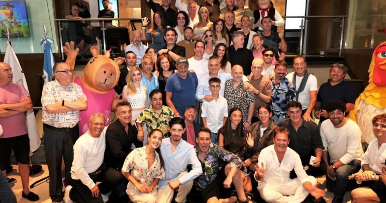Reunión cumbre de figuras en el lanzamiento de la temporada teatral en Mar del Plata