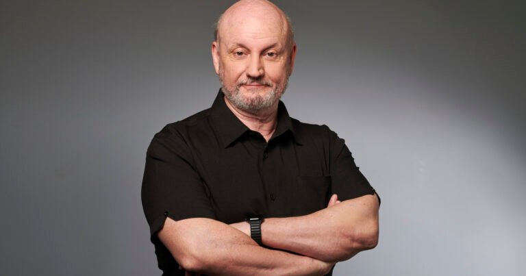 Juan José Campanella estrena Parque Lezama en cines: su relación con Netflix y por qué es secreto quién le pone la voz a Mafalda