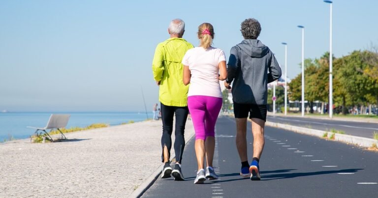 La pregunta que define cuál es el mejor ejercicio para tu corazón después de los 60 (y la respuesta sorprende)