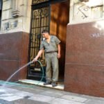 Encargados de edificio: cuánto cobran en febrero 2026 y quiénes suman el bono de $120.000