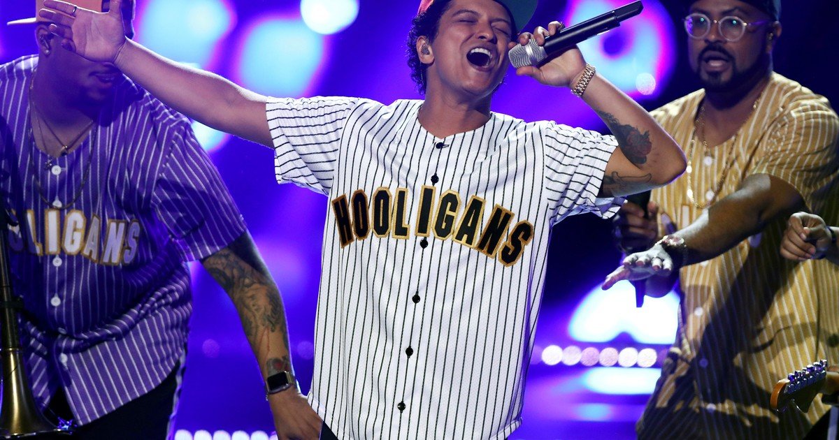 Bruno Mars: cómo es The Romantic, el nuevo álbum en el que sigue declarando su amor por el amor